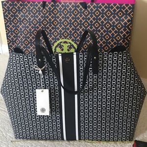 Tory Burch Gemini Link Tote: Black